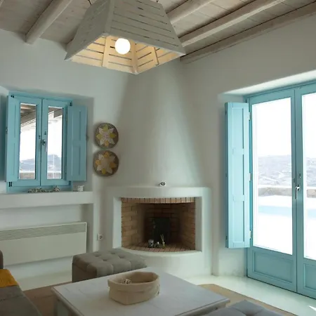 Lydia 4 Bed With Pool In Psarrou Ag Lazaros * Mykonos Town