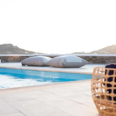Lydia 4 Bed With Pool In Psarrou Ag Lazaros Mykonos Town
