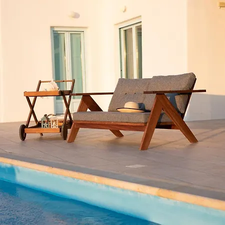 Lydia 4 Bed With Pool In Psarrou Ag Lazaros *