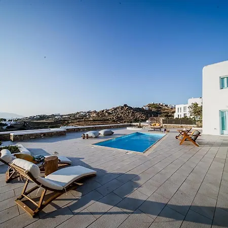 Lydia 4 Bed With Pool In Psarrou Ag Lazaros