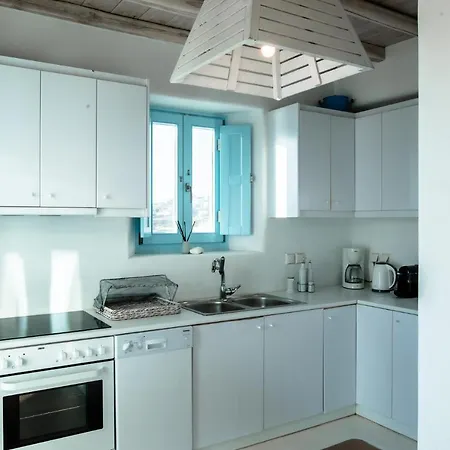 Lydia 4 Bed With Pool In Psarrou Ag Lazaros Villa