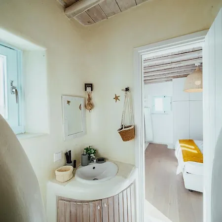 Lydia 4 Bed With Pool In Psarrou Ag Lazaros Mykonos Town