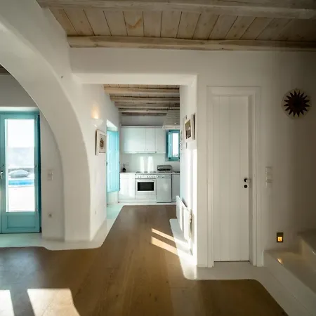 Lydia 4 Bed With Pool In Psarrou Ag Lazaros Mykonos Town