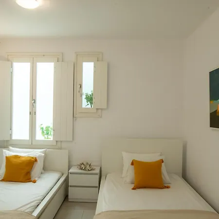 Lydia 4 Bed With Pool In Psarrou Ag Lazaros *