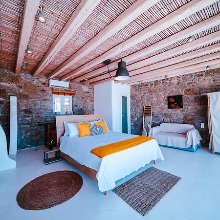 Lydia 4 Bed With Pool In Psarrou Ag Lazaros Villa *